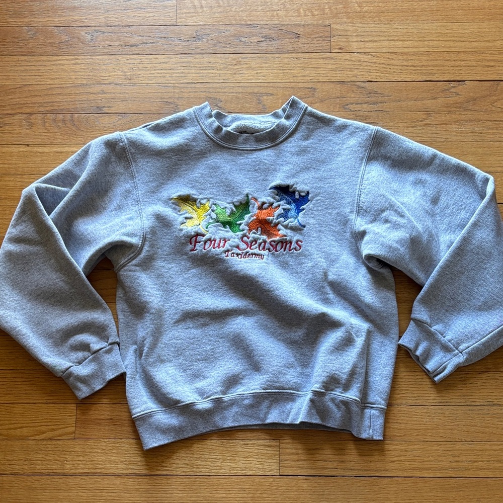 vintage embroidered four seasons taxidermy sweatshirt